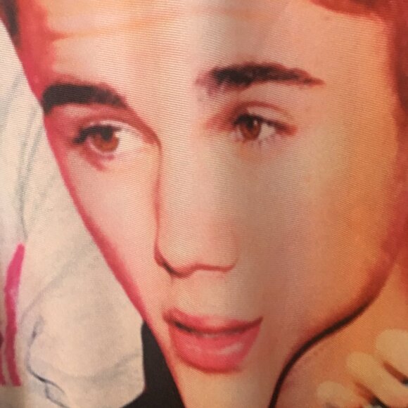 Vintage Justin Bieber Fan TShirt, Retro Poly Knit Covered in Color Photos, Sz. L - Picture 5 of 8